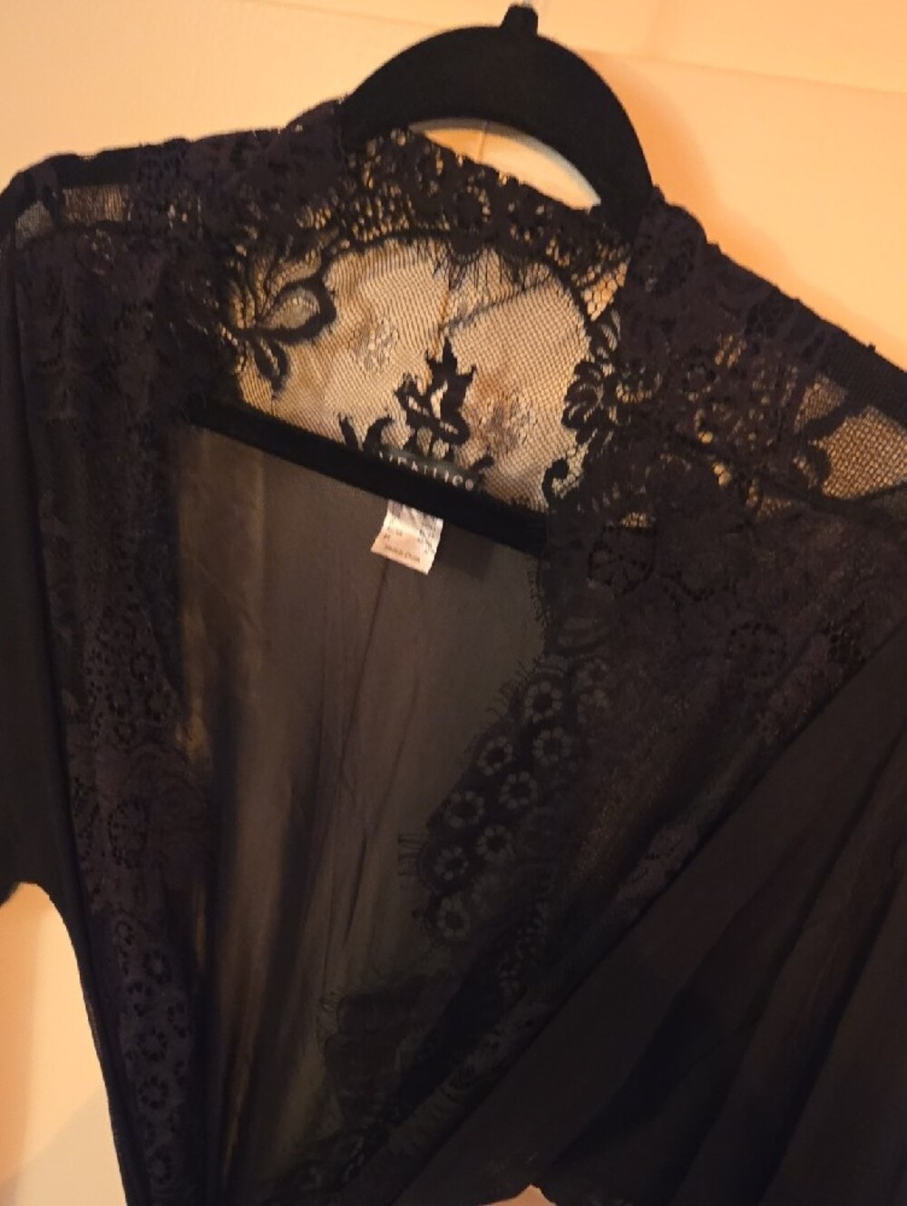 VENUS Black Sheer Lace-Trim Long Robe
